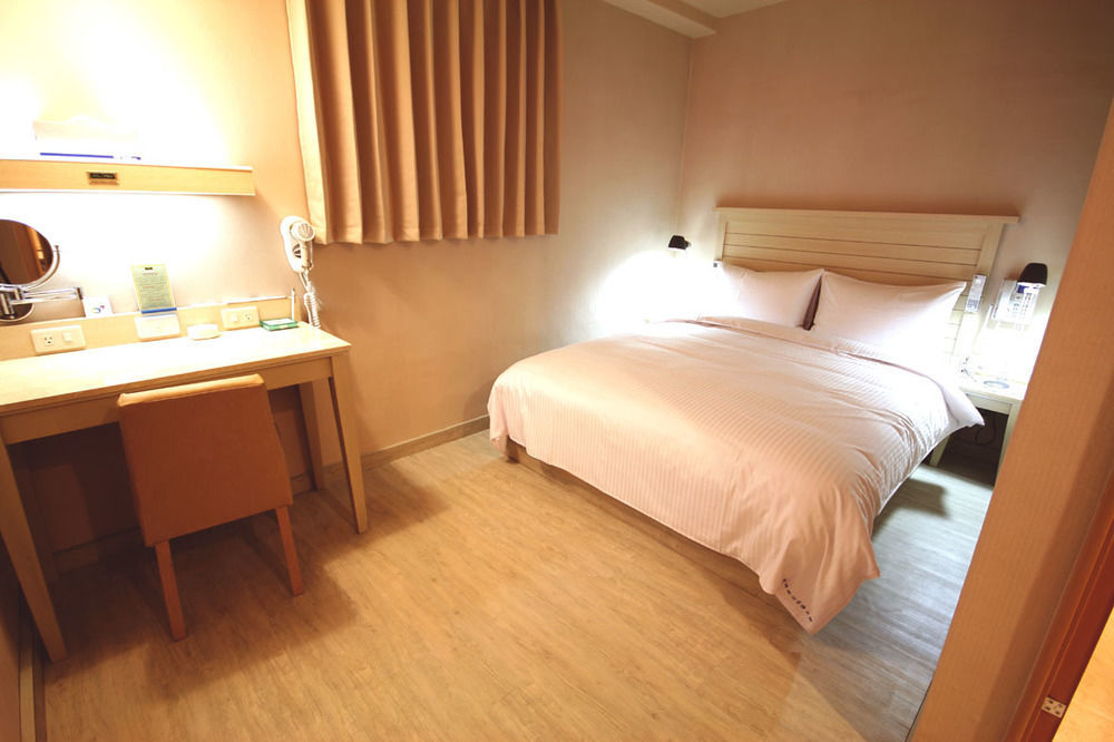 Royal Group Hotel Xiong Zhong Branch Kaohsiung Exterior foto