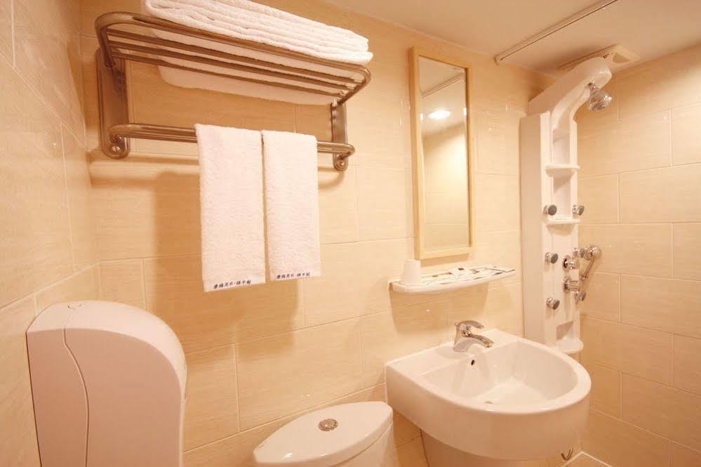 Royal Group Hotel Xiong Zhong Branch Kaohsiung Exterior foto
